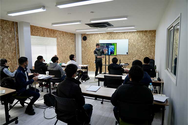 ロープ高所作業特別教育の様子