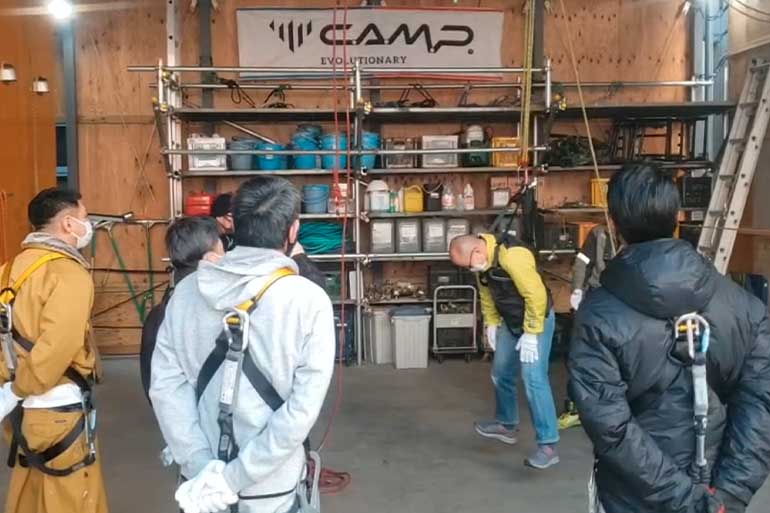 フルハーネス特別教育の様子