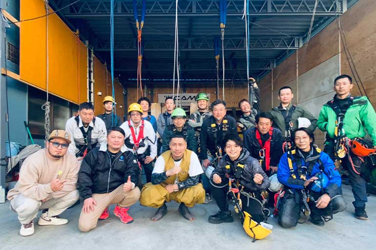 ロープ高所作業特別教育の様子