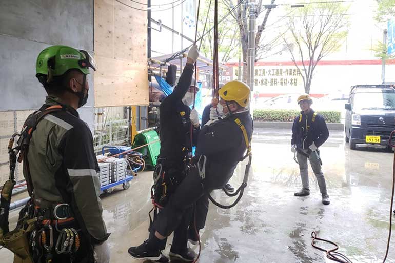 フルハーネス特別教育の様子