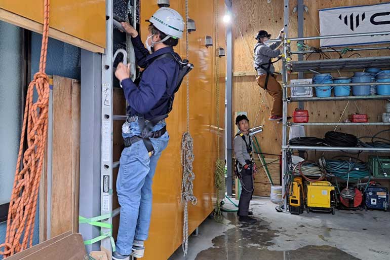 フルハーネス特別教育の様子