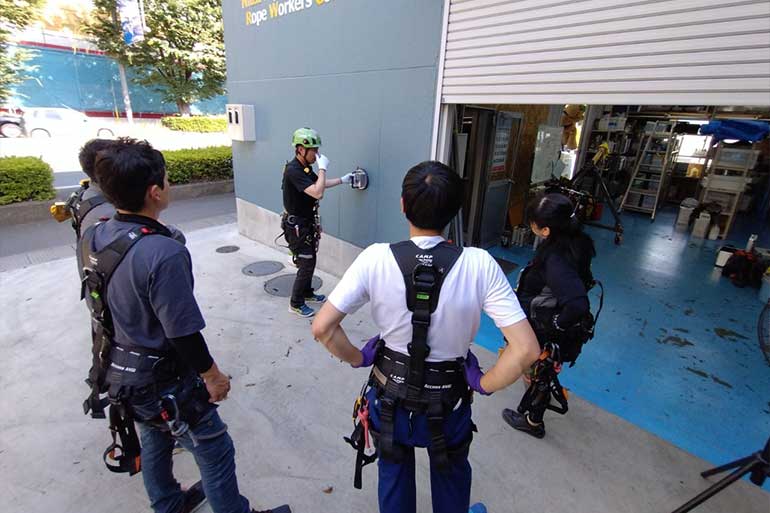ロープ高所作業特別教育の様子