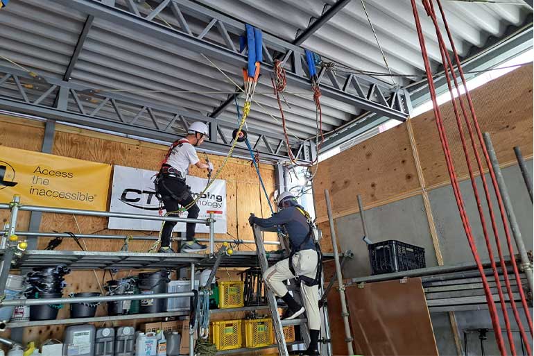 フルハーネス特別教育の様子