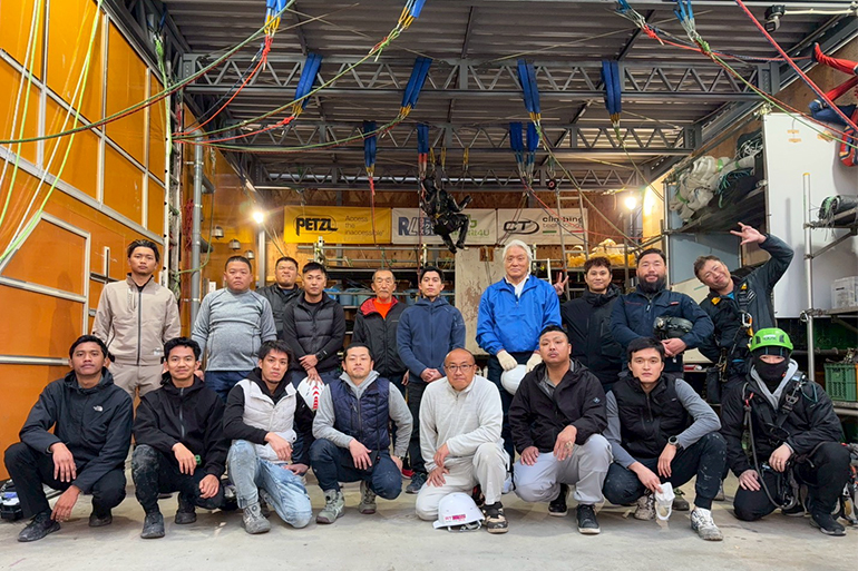 ロープ高所作業特別教育の様子